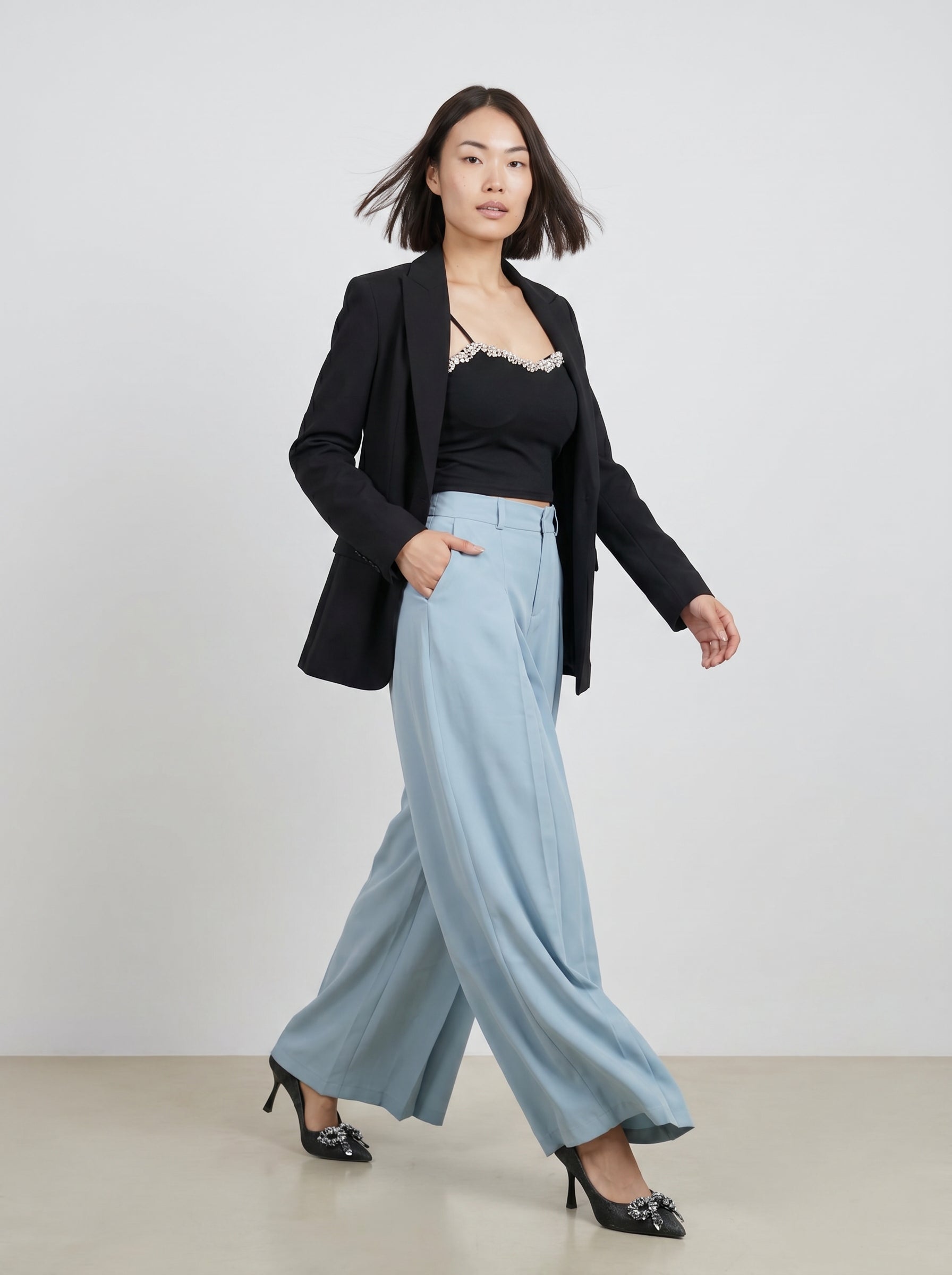 Effortless Power Pleated Trousers: Tailored Elegance in Blue & Black